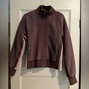 ARITIZIA Wilfred Free Coyote Sherpa Jacket, Worn twice in Excellent condition